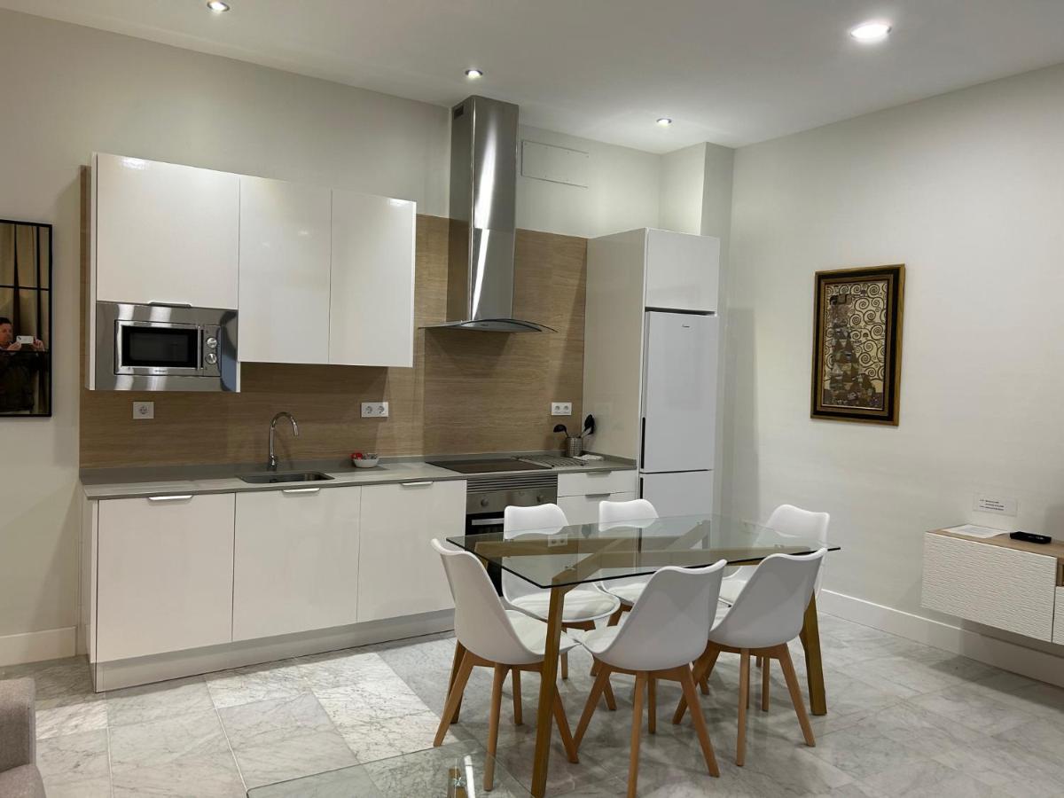 Apartament Olavide Premium